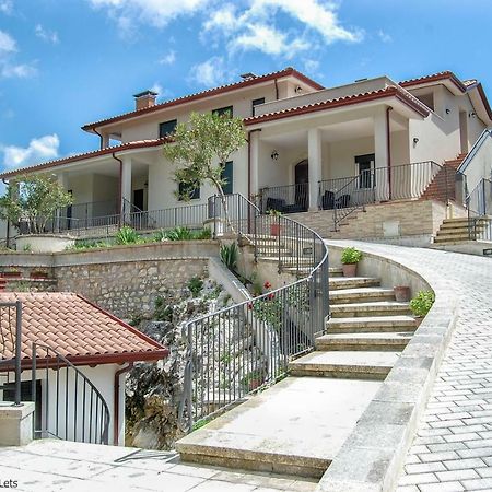 Casa Elisabetta Shortlets Apartment Caposele Exterior foto