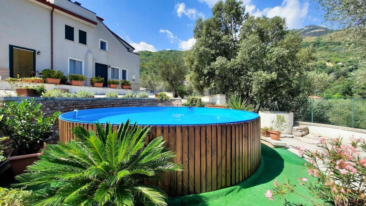 Casa Elisabetta Shortlets Apartment Caposele Exterior foto